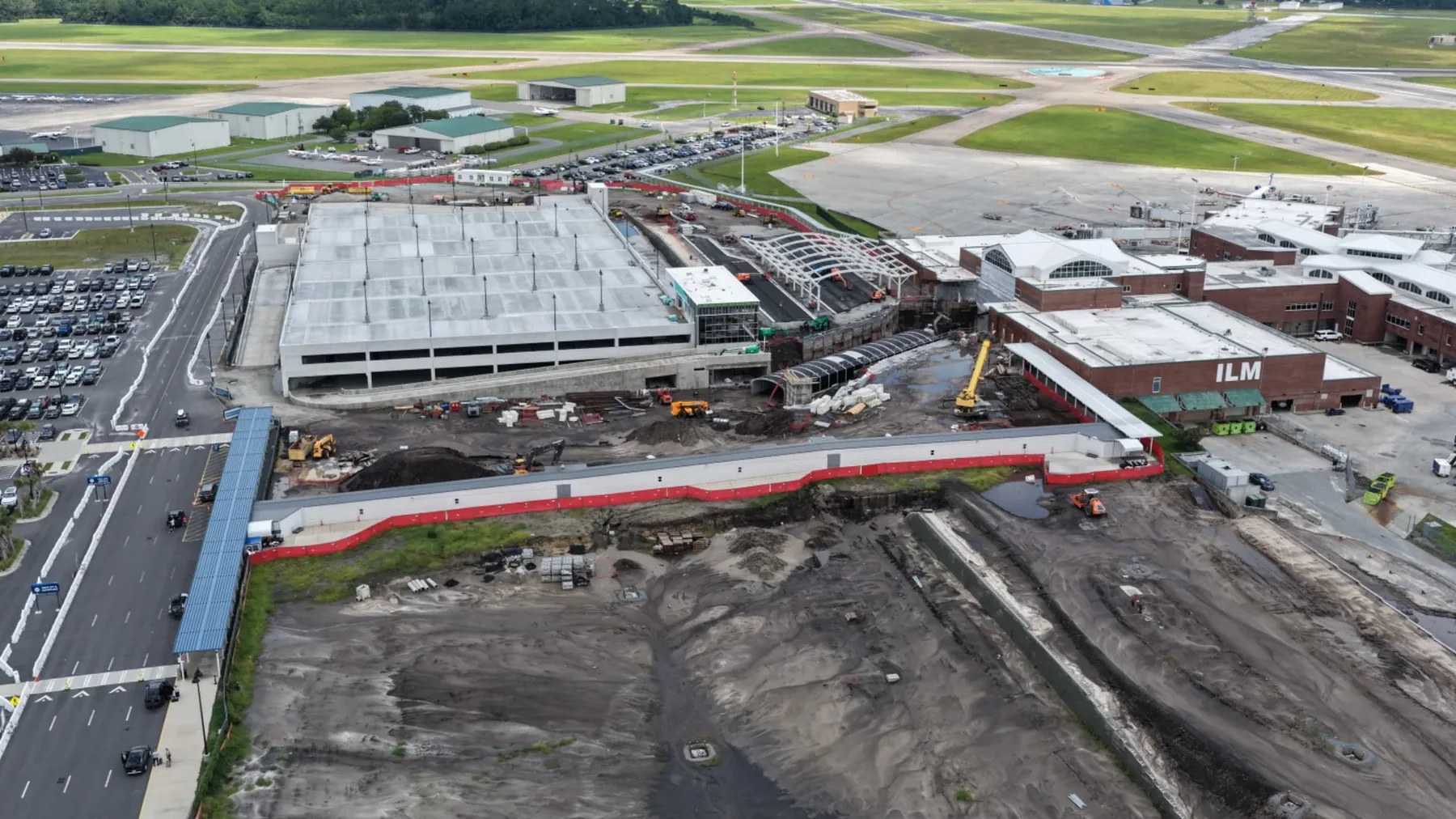 Large project environment with transportation and development context