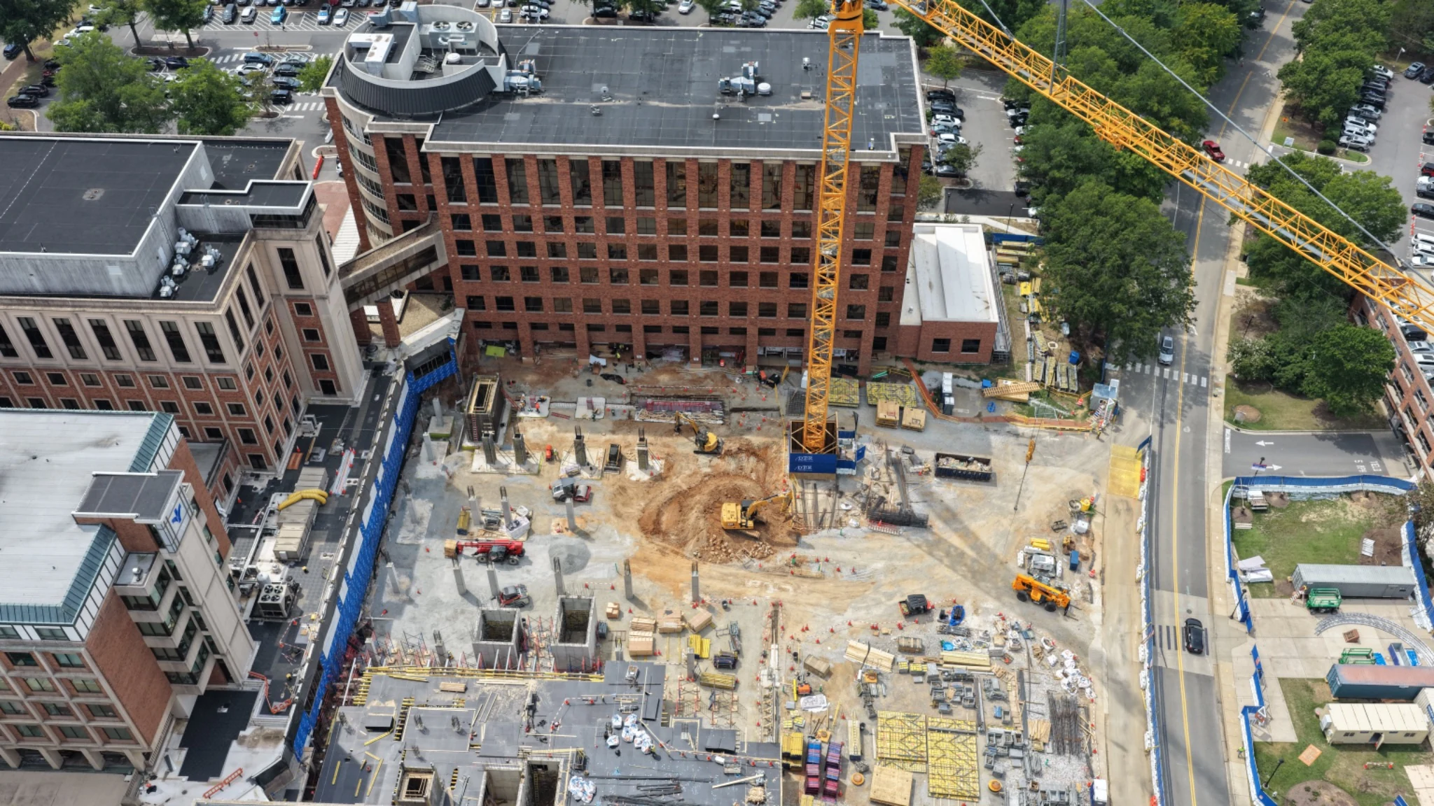 Bon Secours St. Mary's Hospital — Right-Side Construction Perspective